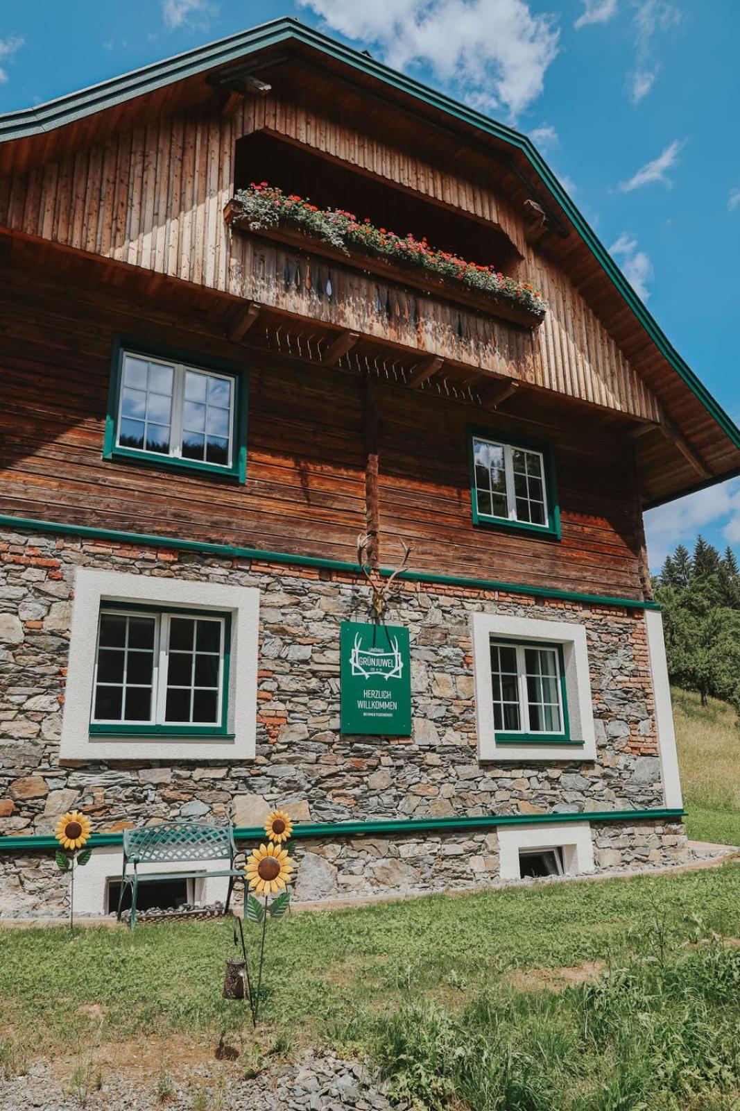 Landhaus Gruenjuwel Himmelberg Εξωτερικό φωτογραφία