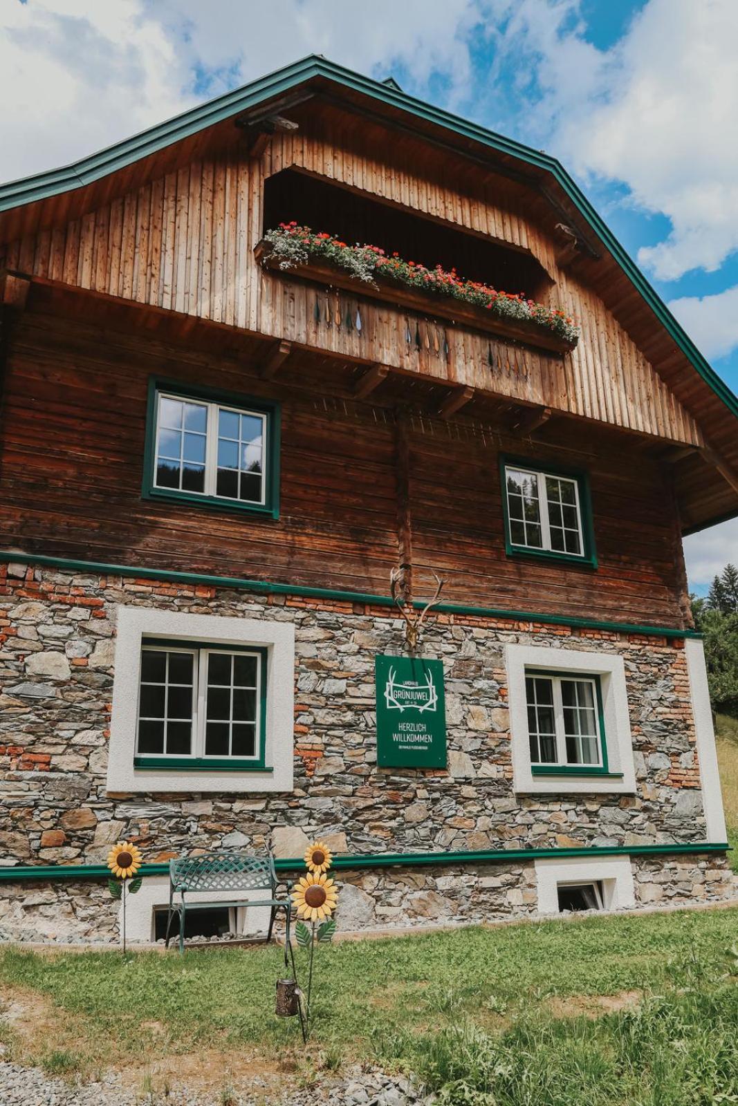 Landhaus Gruenjuwel Himmelberg Εξωτερικό φωτογραφία
