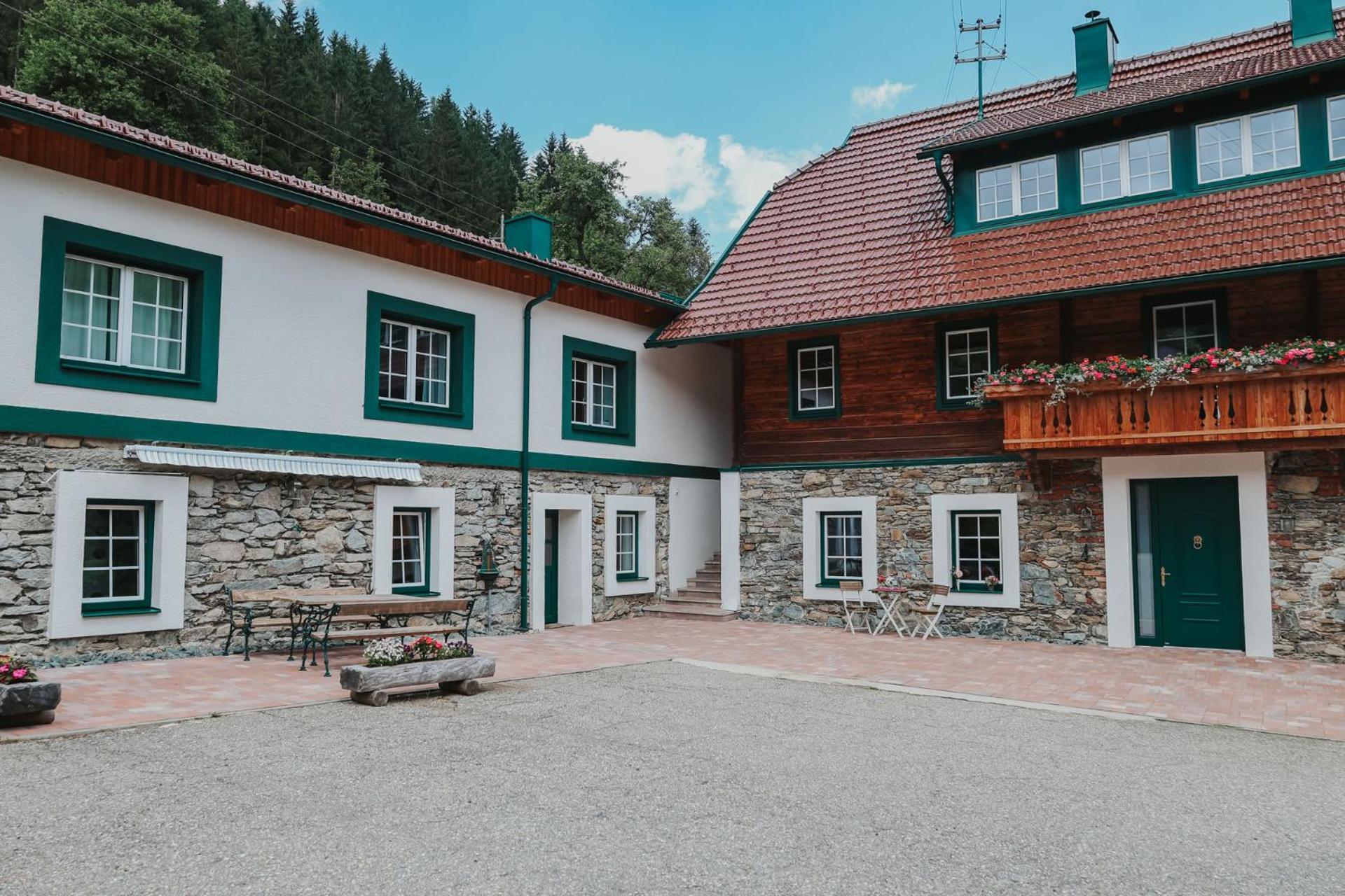 Landhaus Gruenjuwel Himmelberg Εξωτερικό φωτογραφία