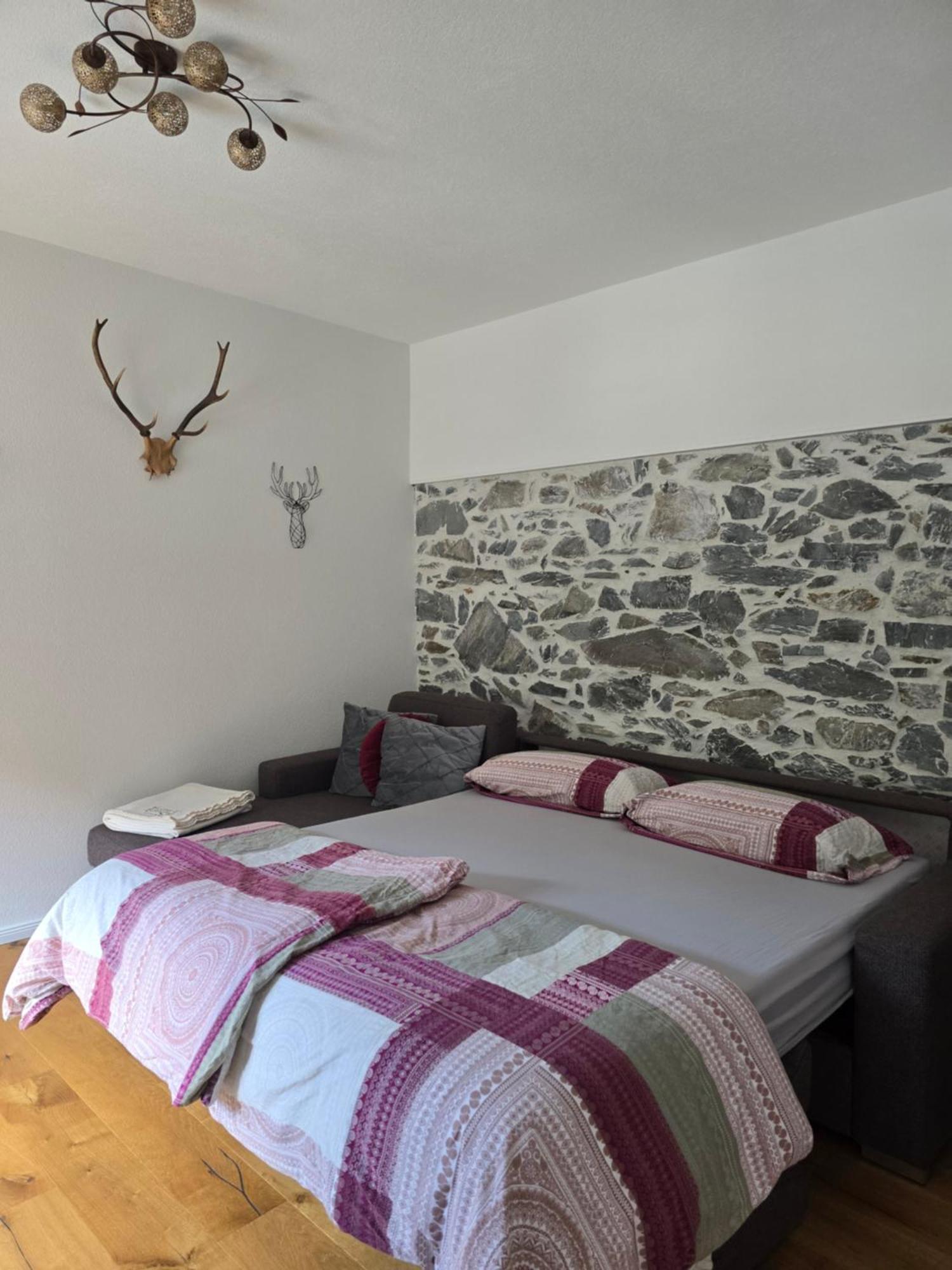 Landhaus Gruenjuwel Himmelberg Δωμάτιο φωτογραφία